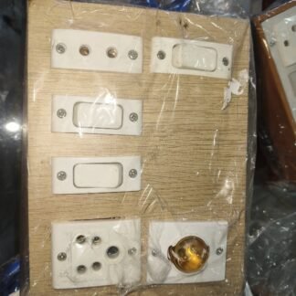 2 port with holder wooden bord